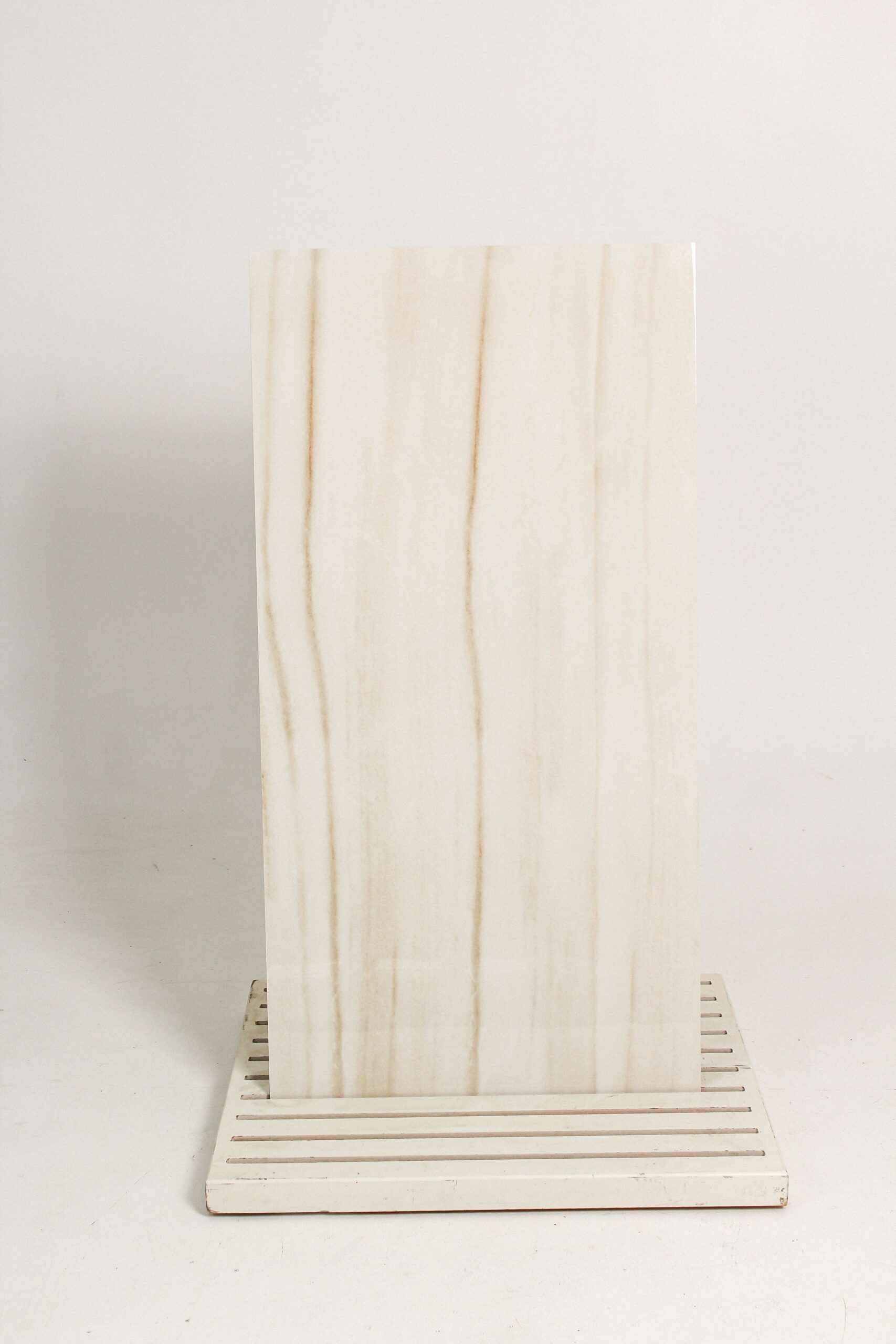 Ivory Veil (7) Ivory Veil (7)